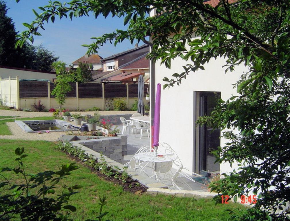 Aux Plumes De Grigy Bed & Breakfast Metz Bagian luar foto