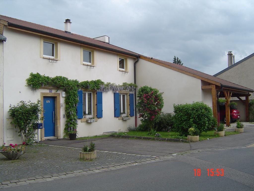 Aux Plumes De Grigy Bed & Breakfast Metz Bagian luar foto