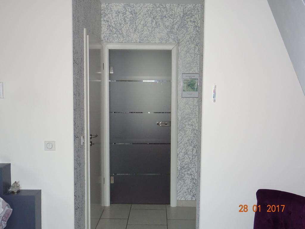 Aux Plumes De Grigy Bed & Breakfast Metz Bagian luar foto